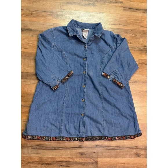 The Unbranded Brand Tops - Vintage Oh Mama Denim‎ Hand Embroidered Tunic Button Top 3/4 Sleeve Boho Artsy